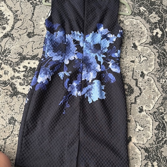 Tahari Blue Floral Women's Dress - Picture 4 of 5